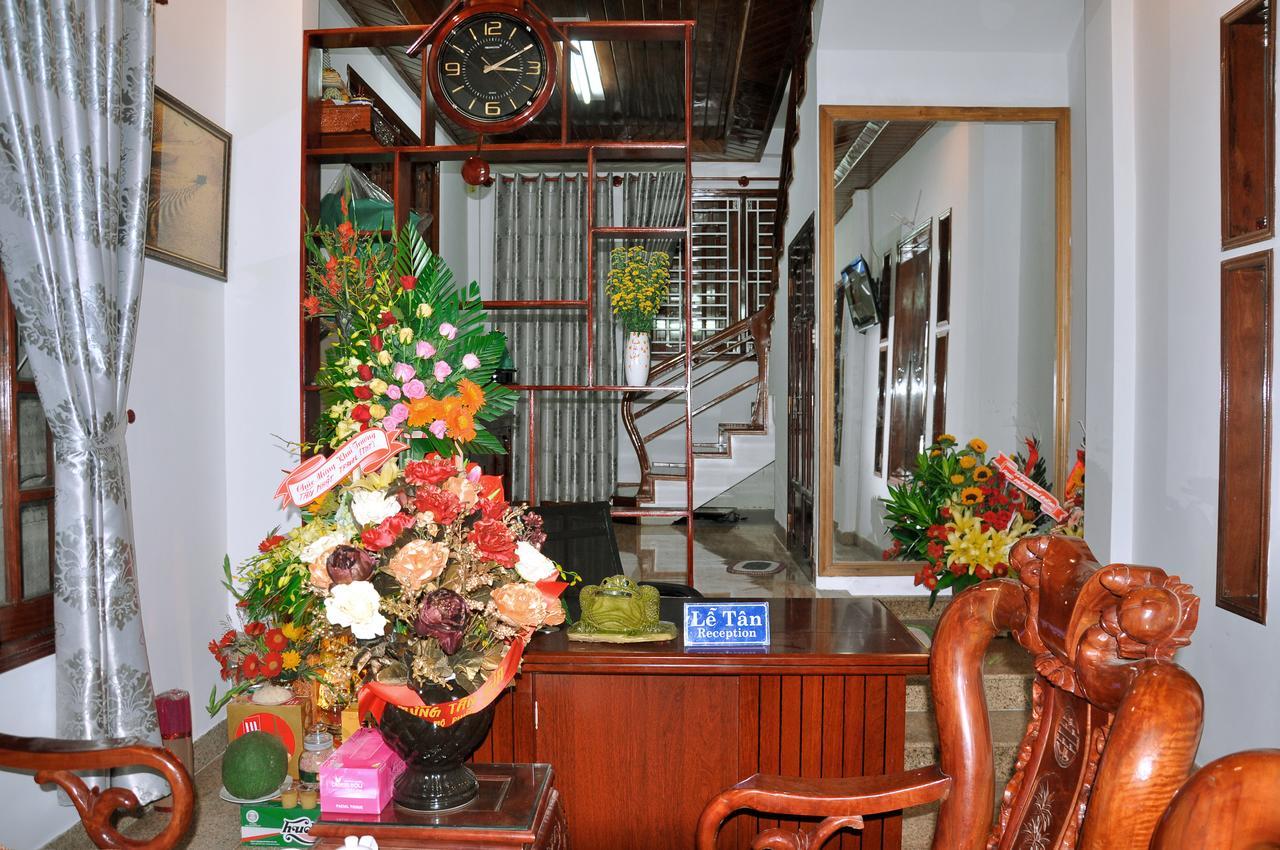 Ngoc Tung Mini Hotel Hue Exterior foto