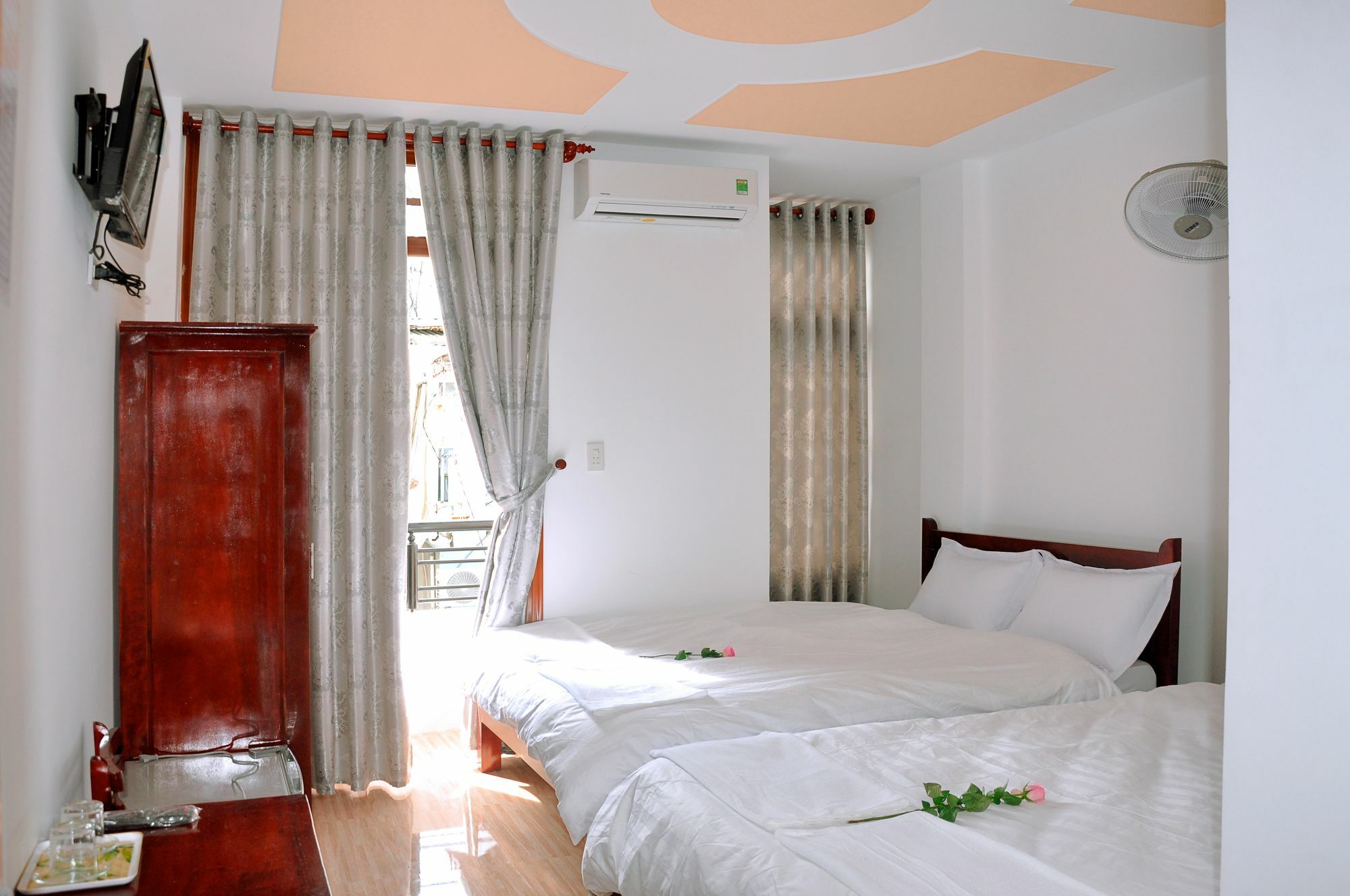 Ngoc Tung Mini Hotel Hue Exterior foto